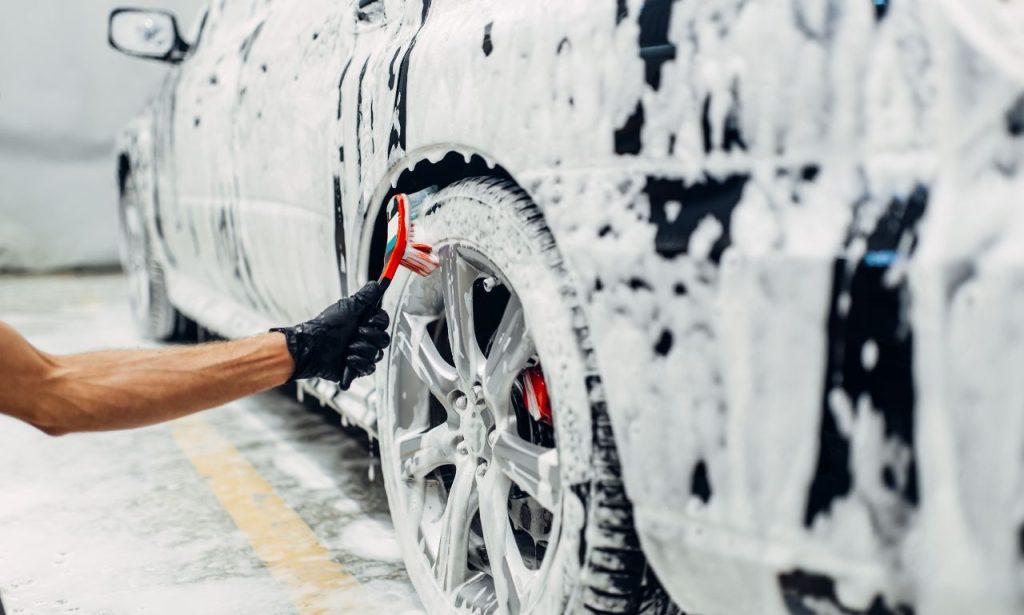 How to Properly Clean and Maintain Your Custom Wheels