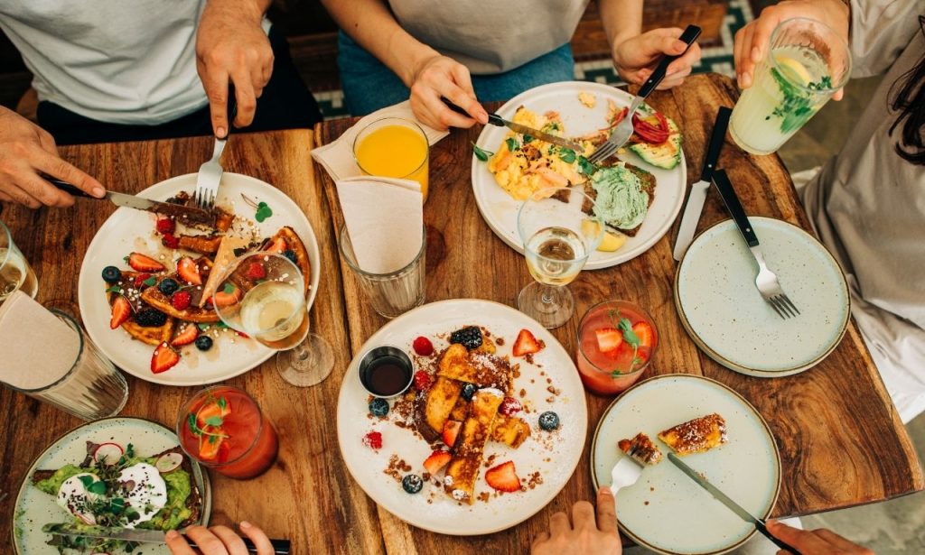 How Long Can Brunch Food Safely Sit Out Before It Should Be Replaced?