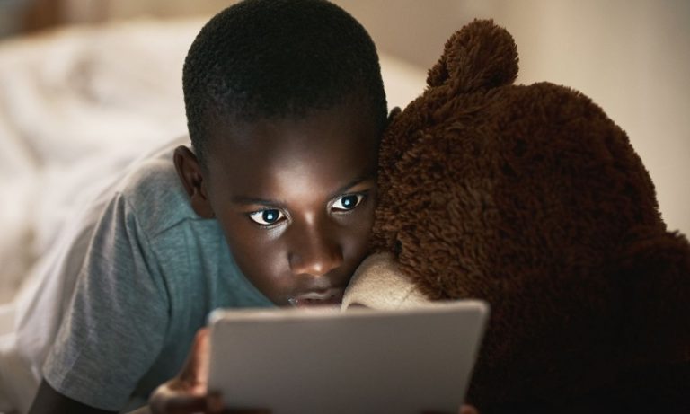 How Can You Reduce Screen Time Naturally Without Feeling Deprived